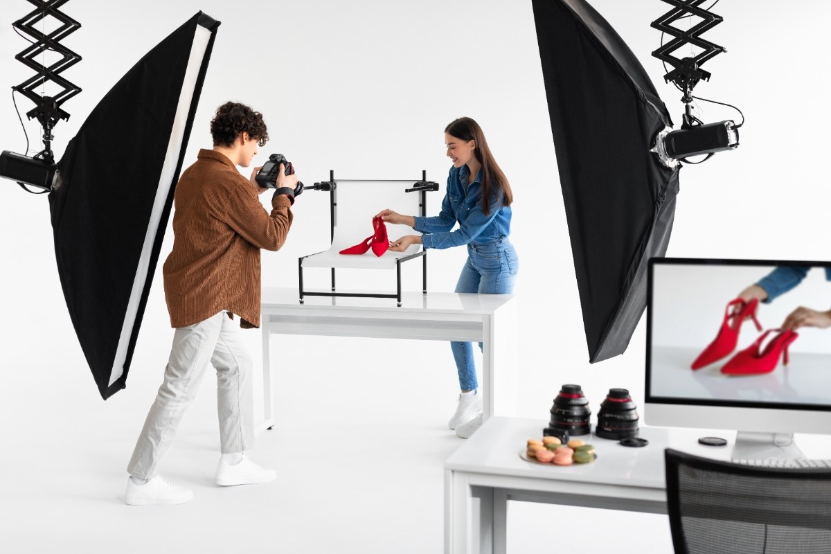 Hire Best Professional Photographer in UAE, KSA & GCC